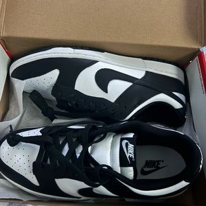 Nike dunk low retro panda Authentic